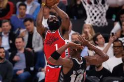 九游体育NBA季后赛赛前再迎强敌，波尔图豪取连胜，主帅态度：气氛紧张，轮换策略成焦点的简单介绍